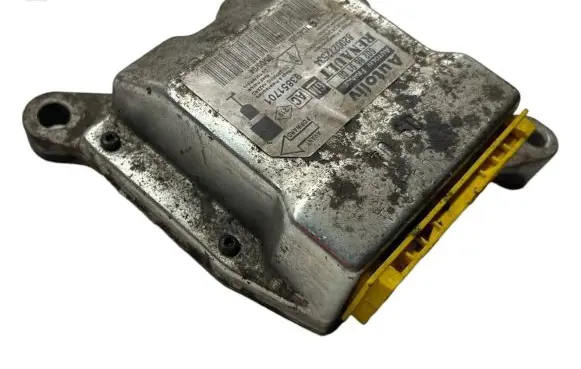 Opel Vivaro Airbag control unit/module 8200272534 93851701 602869100