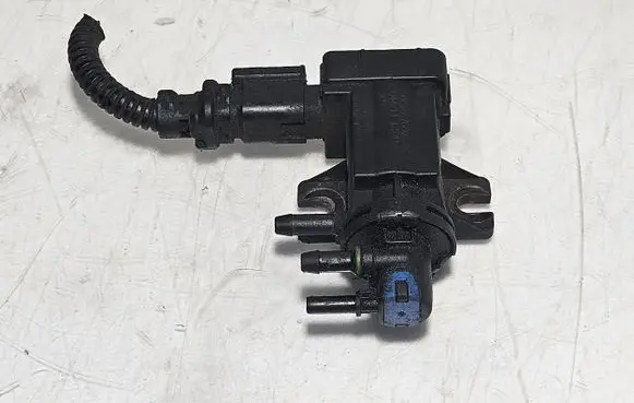 Citroen Jumpy Turbo solenoid valve 9801887680