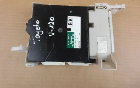 Toyota Yaris Other control units/modules 892210D400
