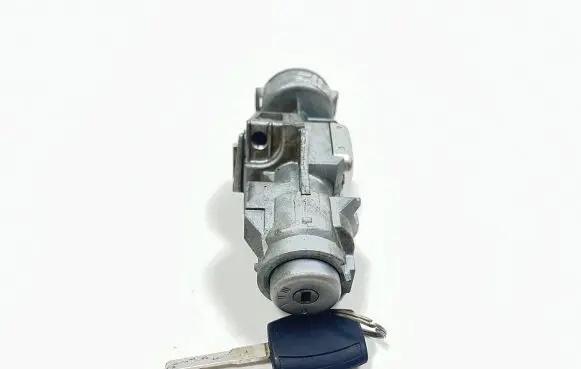Ford Focus Ignition lock 3M513F880AC