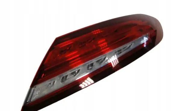 Mercedes-Benz C W205 Rear/tail lights A2059063005