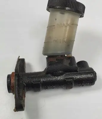 Mazda MX-5 NB Miata Clutch slave cylinder 