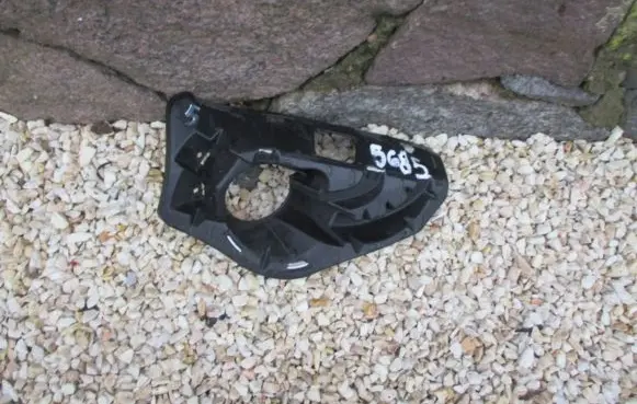 BMW X1 E84 Fog light bracket 2991810