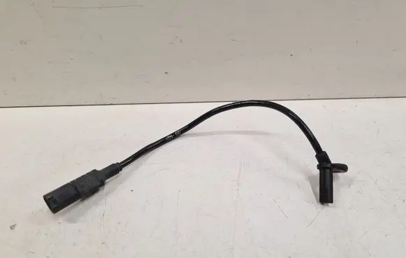 Mercedes-Benz R W251 ABS rear brake sensor A1645400717