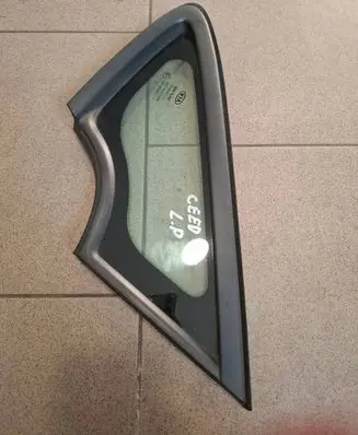 KIA Ceed Front triangle window/glass 86180A2000