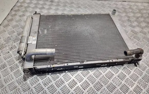 Nissan Note (E11) Coolant radiator 21400BC40C 0PERARI0888 42cp811