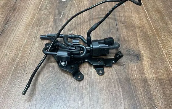 Land Rover Range Rover L405 Turbo solenoid valve 72268727