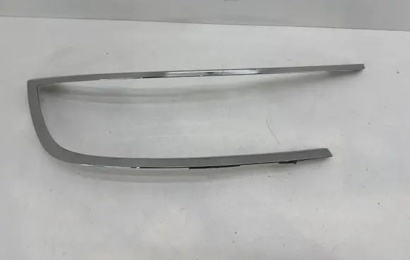 Opel Mokka X Under headlight/headlamp trim 9835155180