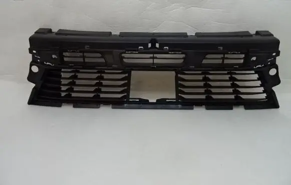 Peugeot 3008 II Front bumper upper radiator grill 9811665777