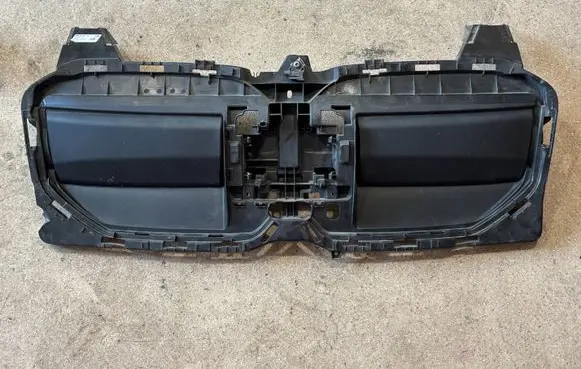 BMW 2 Active Tourer U06 Radiator trim 5A1DA43