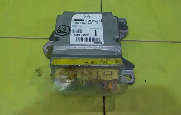Mazda 6 Airbag control unit/module GMC857K30 15AB47