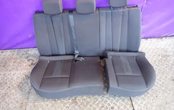 Renault Megane III Second row seats 