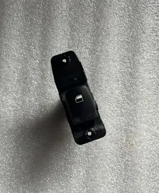 Hyundai Kona I Electric window control switch 3K552B1200