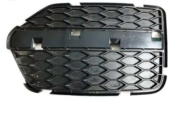 Audi Q3 F3 Front bumper lower grill 8U0807152F