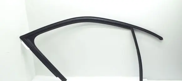 Skoda Fabia Mk3 (NJ) Rubber seal front door window/glass 6V0837431 6U0837431