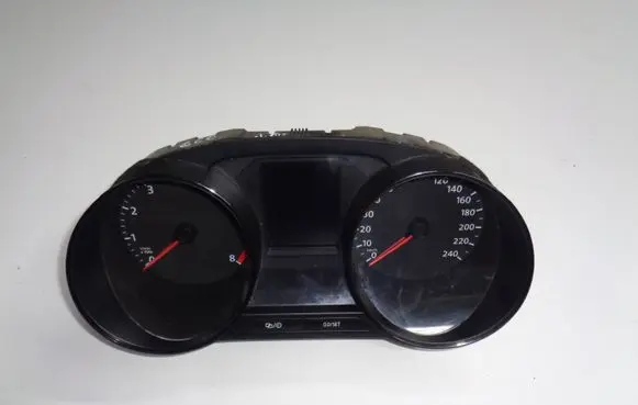 Volkswagen Polo V 6R Speedometer (instrument cluster) 6C0920730F A2C96768300