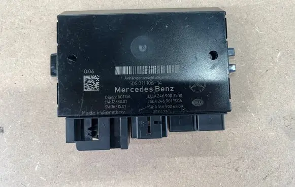 Mercedes-Benz A W177 Trunk lid opening control unit A2469003518 5DS01110614 A1669026809