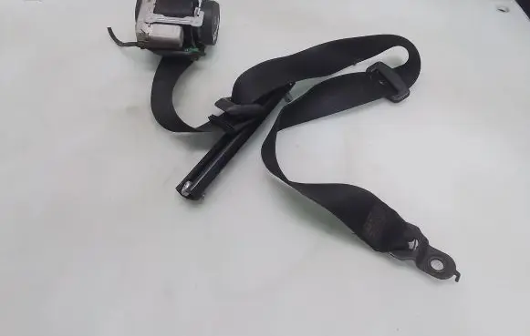 Mercedes-Benz Sprinter W906 Front seatbelt
