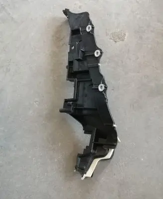 BMW X5 G05 Other engine bay part 9866386