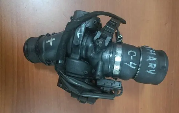 Citroen C4 I Throttle body valve 9660030480