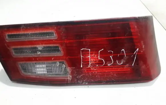 Mitsubishi Galant Tailgate rear/tail lights 22687201 226-87201