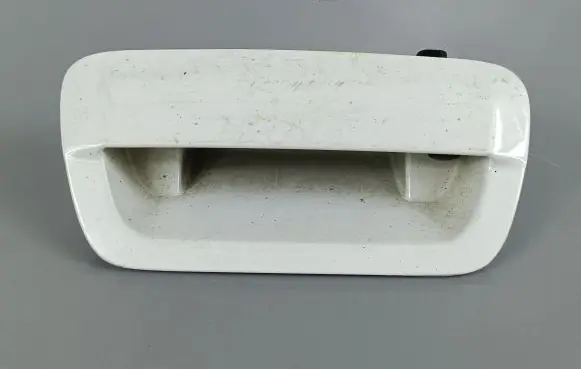 Tailgate opening switch