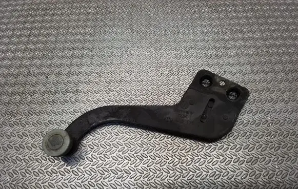 Volkswagen Transporter - Caravelle T5 Sliding door upper roller guide/hinge 7H0843436E