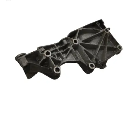 Volkswagen Touran I Generator/alternator bracket 03G903143
