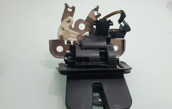 Audi Q5 SQ5 Tailgate/trunk/boot lock/catch/latch 8R0827505