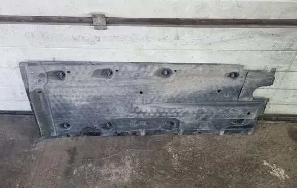 Volkswagen Jetta V Side bottom protection 1K0825212K
