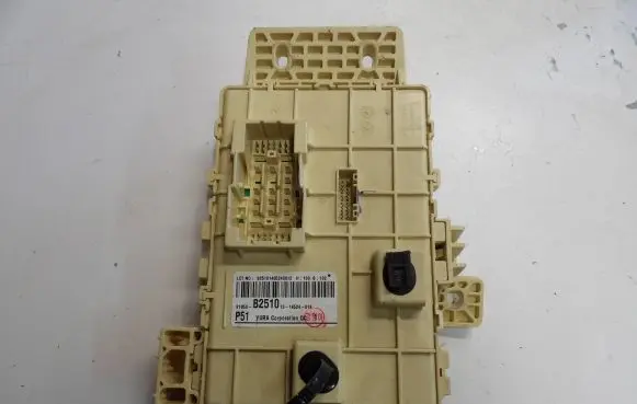 KIA Soul Fuse box set 91950B2510 1314524019 B25101405240012