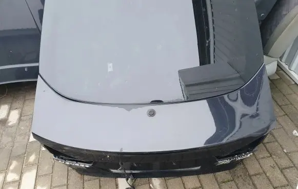 Ford Mondeo MK IV Tailgate/trunk/boot lid