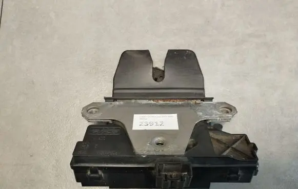 Ford Focus Tailgate/trunk/boot lock/catch/latch 01041111905