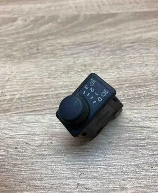 Nissan Almera Tino Headlight level height control switch 36997B 024702