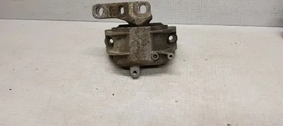 Volkswagen Caddy Engine mount bracket 1K0198262AS