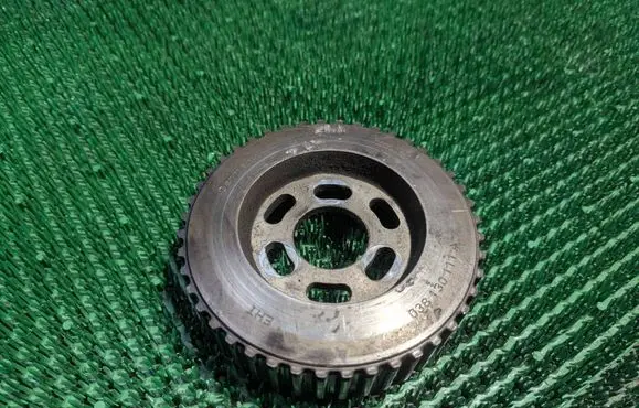 Volkswagen New Beetle Fuel pump gear (pulley) 038130111A
