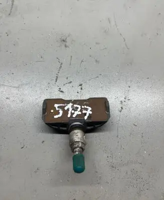 Volkswagen Phaeton Tire pressure sensor 4F0907275B 1401283106