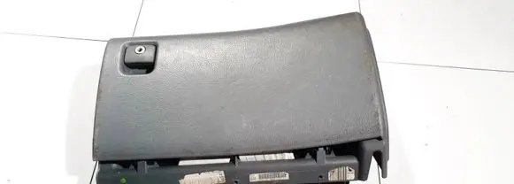 Peugeot 406 Glove box 9616630777