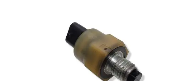 Volvo XC60 Oil pressure sensor 31405635