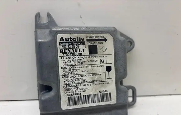Renault Scenic I Airbag control unit/module 7700430060B