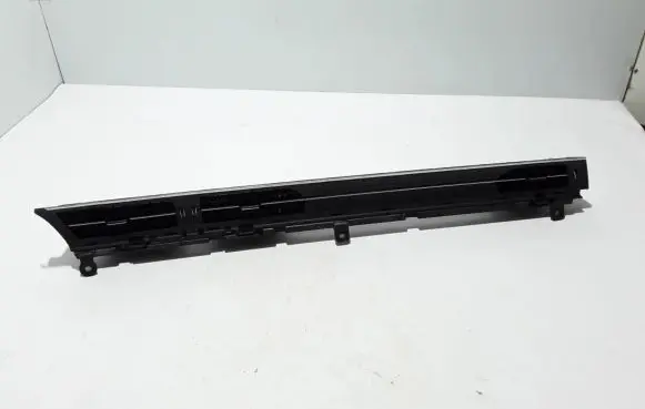 Audi A6 S6 C8 4K Dash center air vent grill 4K1820902D