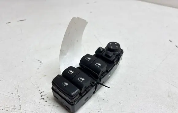 BMW 5 F10 F11 Electric window control switch 9179913