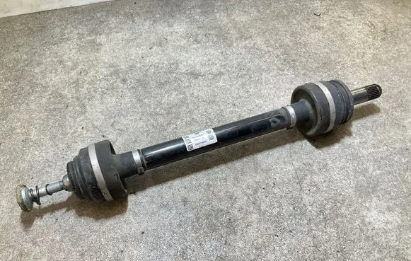 Rear driveshaft
