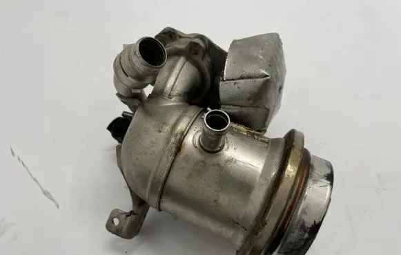Skoda Fabia Mk3 (NJ) EGR valve cooler 04B131512D 04B131501D