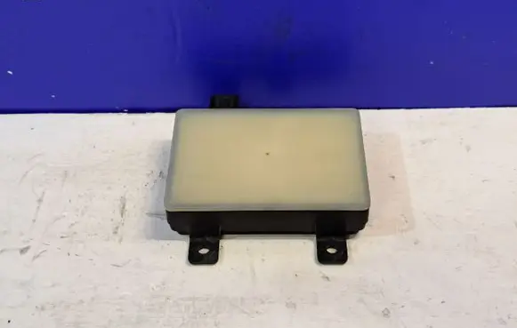 Jaguar XF X260 Blind spot module FW9314F152BD