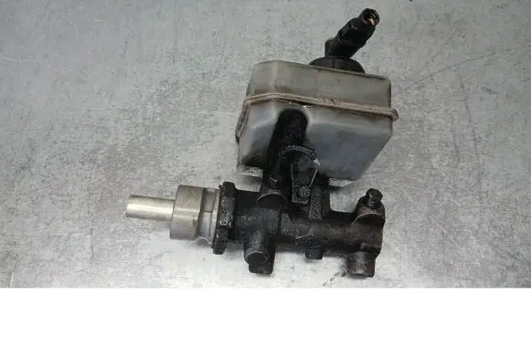 Renault Master II Master brake cylinder 7700314750