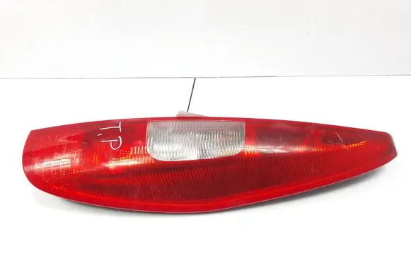 Mitsubishi Colt Rear/tail lights MR957374