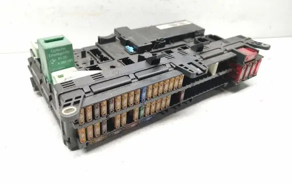 BMW X5 E53 Fuse module 8380407