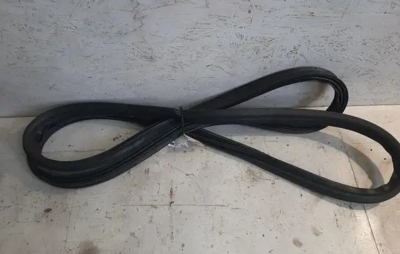 KIA Ceed Front door rubber seal 