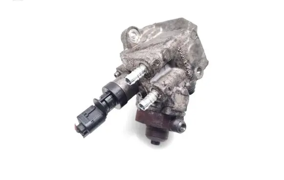 BMW 3 E90 E91 Fuel injection high pressure pump 7797874 0445010506
